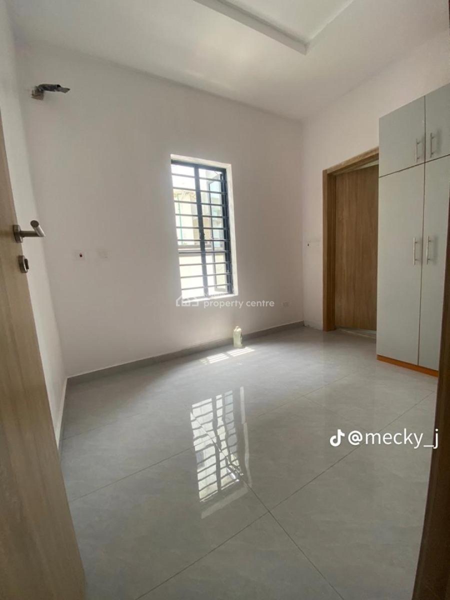 Stunning 4 Bedroom Semi-detached Duplex with Bq, Oral Estate, Lekki Expressway, Lekki, Lagos, Semi-detached Duplex for Rent