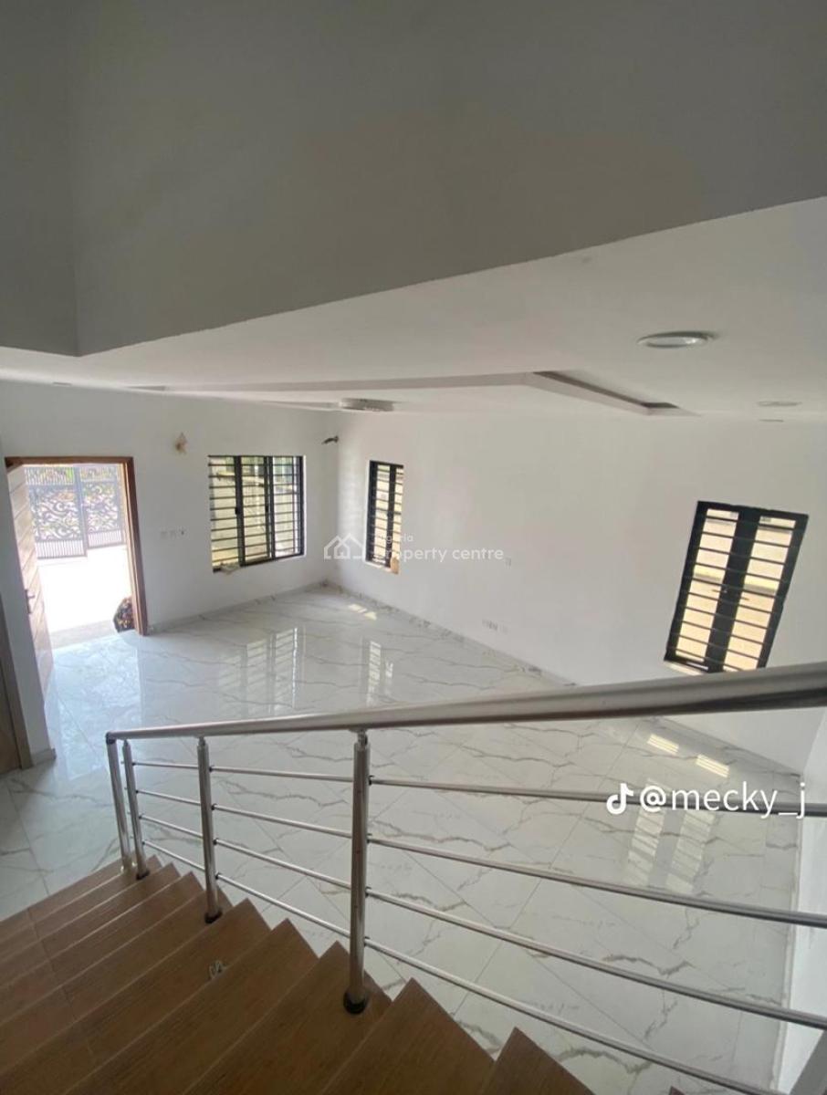 Stunning 4 Bedroom Semi-detached Duplex with Bq, Oral Estate, Lekki Expressway, Lekki, Lagos, Semi-detached Duplex for Rent