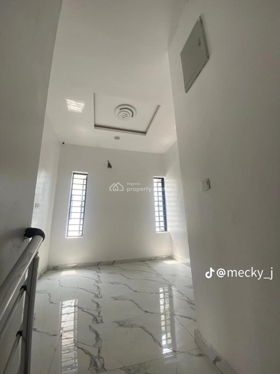 Stunning 4 Bedroom Semi-detached Duplex with Bq, Oral Estate, Lekki Expressway, Lekki, Lagos, Semi-detached Duplex for Rent