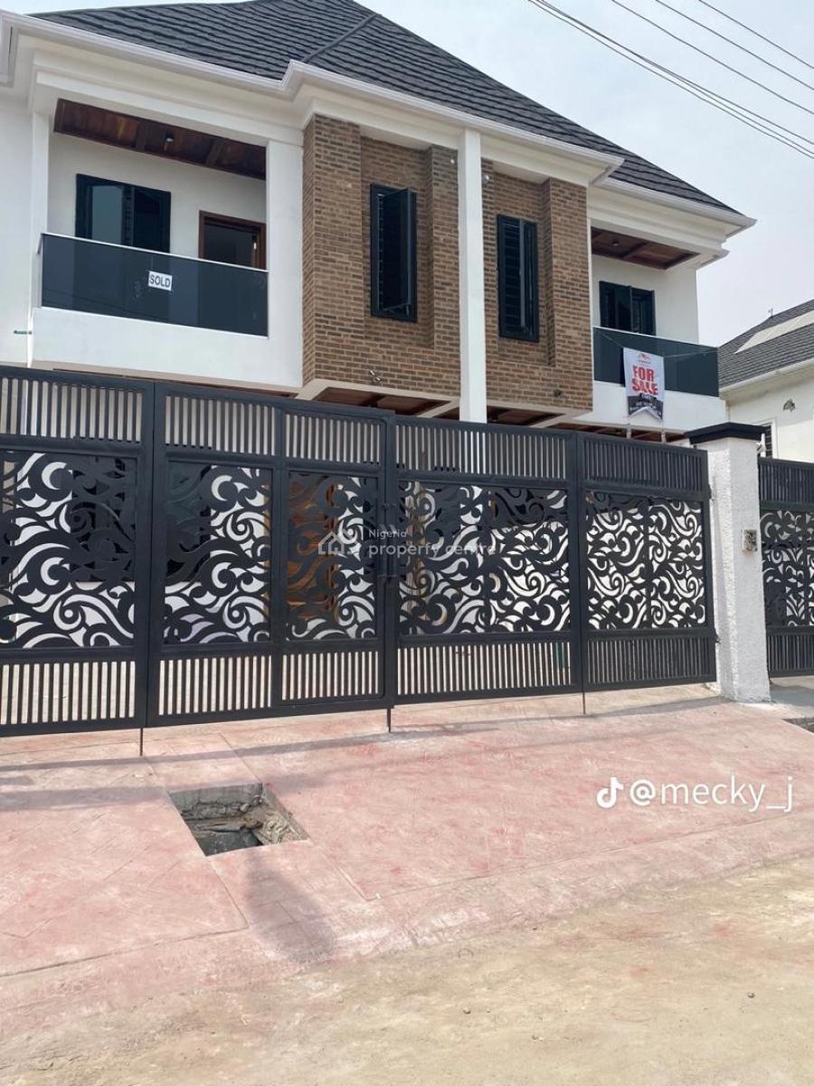 Stunning 4 Bedroom Semi-detached Duplex with Bq, Oral Estate, Lekki Expressway, Lekki, Lagos, Semi-detached Duplex for Rent