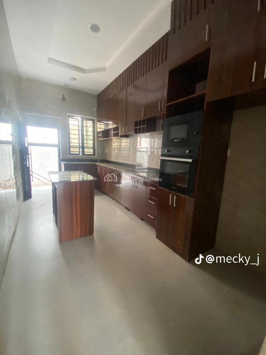 Stunning 4 Bedroom Semi-detached Duplex with Bq, Oral Estate, Lekki Expressway, Lekki, Lagos, Semi-detached Duplex for Rent