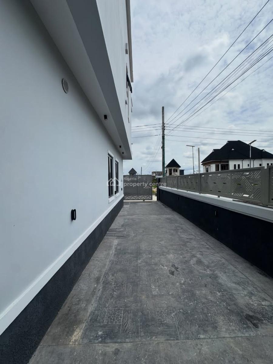 Tastefully Built R Bedroom Detached Duplex, Shell Cooperative, Eliozu-eneka Link Road, Eliozu, Port Harcourt, Rivers, Detached Duplex for Sale