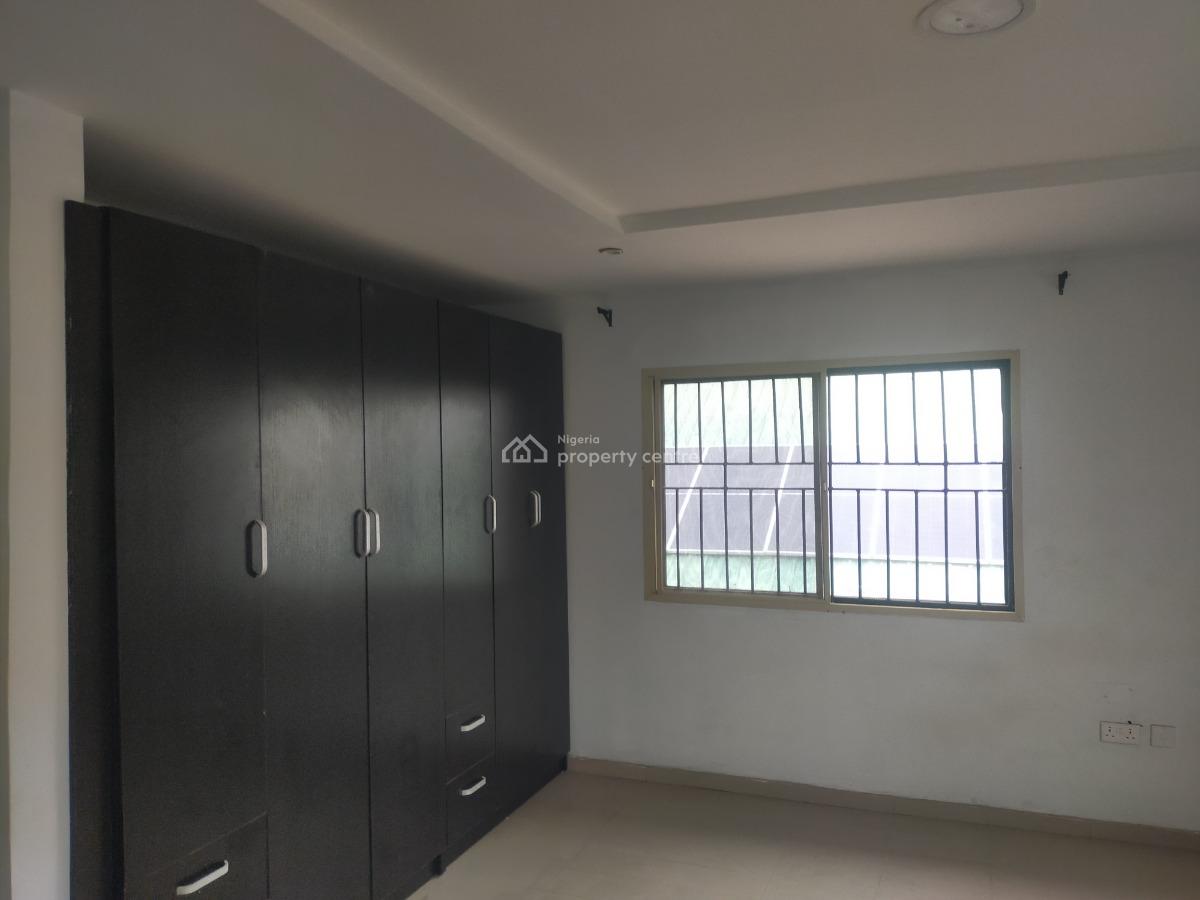 4 Bedroom Flat Up at Gbagada, Medina Estate Road Gbagada, Gbagada, Lagos, Flat / Apartment for Rent