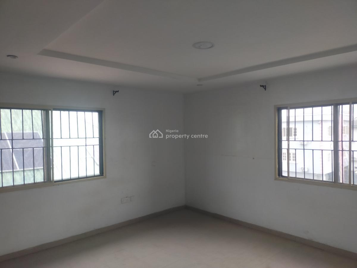 4 Bedroom Flat Up at Gbagada, Medina Estate Road Gbagada, Gbagada, Lagos, Flat / Apartment for Rent