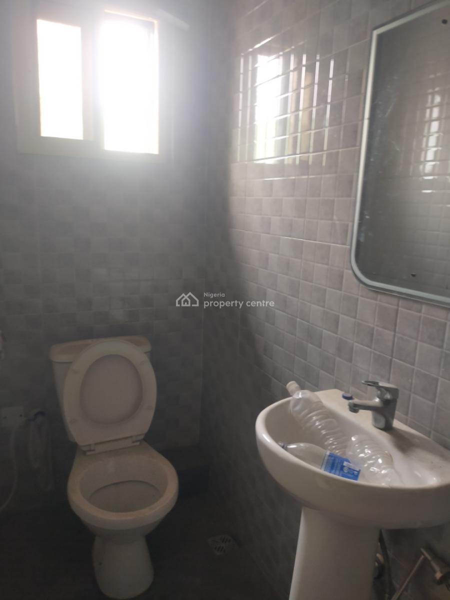 4 Bedroom Flat Up at Gbagada, Medina Estate Road Gbagada, Gbagada, Lagos, Flat / Apartment for Rent