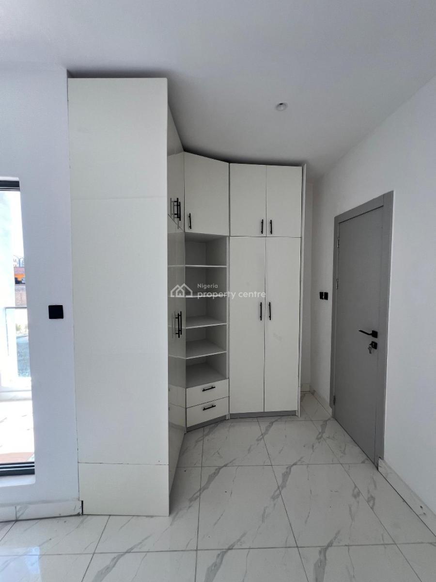 Pristine 2 Bedroom Apartment with Pool & Gym in a Secure Location, Ikate, Lekki, Lagos, Flat / Apartment for Sale