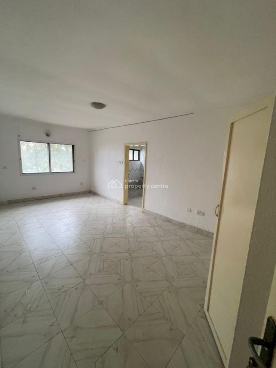 Large 4 Bedroom Penthouse, Lekki Phase 1, Lekki, Lagos, House for Rent