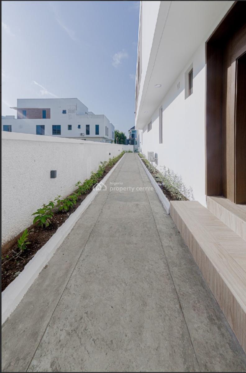 Four Bedroom Fully Detached Duplex, Pinnock Estate, Osapa, Lekki, Lagos, Detached Duplex for Sale