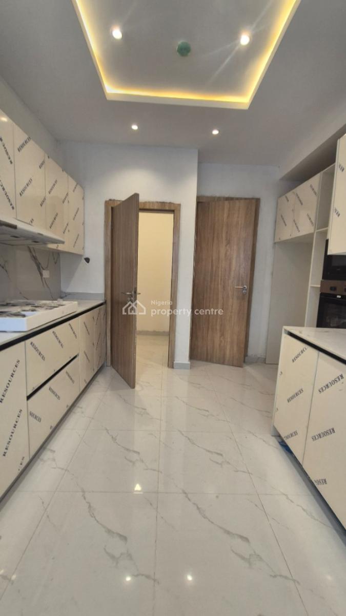 3 Bedroom Penthouse 780m, Off Isaac John, Ikeja Gra, Ikeja, Lagos, Flat / Apartment for Sale