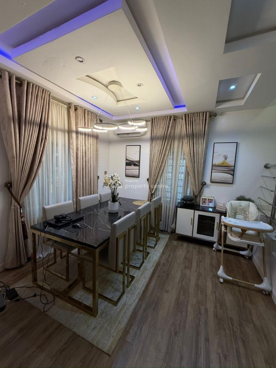 Furnished 3-bedroom Penthouse + 2 Bq, Oil Spring Estate, Lugbe District, Abuja, Detached Duplex for Sale