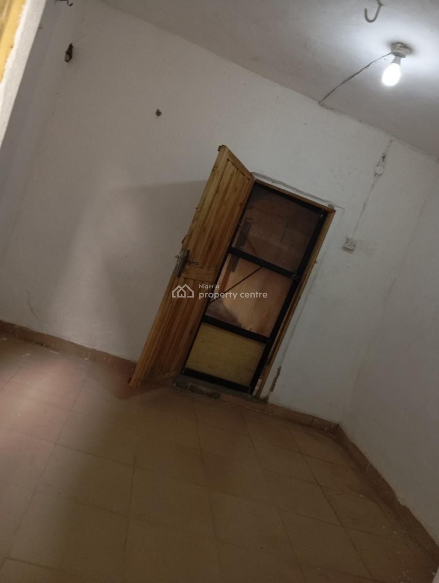 Roomselfcontain, Cac Street Off Demurin Road Ketu Lagos, Ketu, Lagos, Self Contain (single Rooms) for Rent
