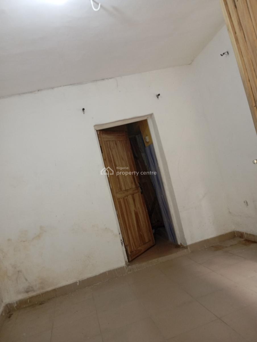 Roomselfcontain, Cac Street Off Demurin Road Ketu Lagos, Ketu, Lagos, Self Contain (single Rooms) for Rent