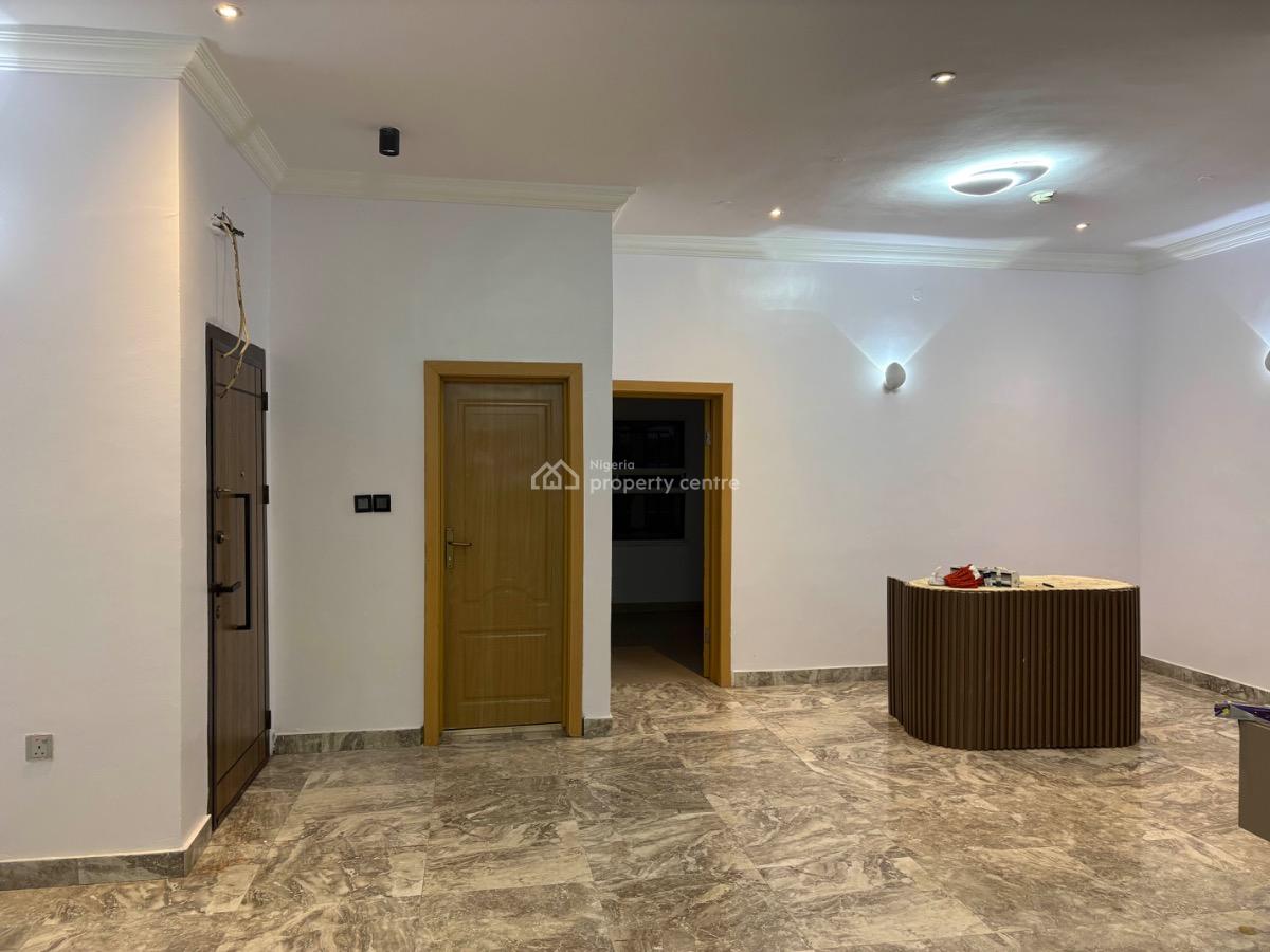 a Well-maintained 3-bedroom Apartment in an Estate, Bridgegate Estate, Agungi, Lekki, Lagos, Flat / Apartment for Rent