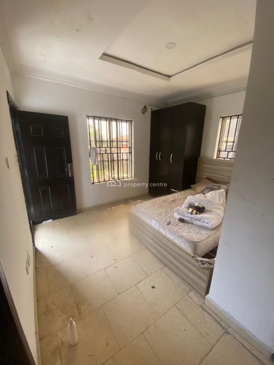 Luxury , Spacious Selfcon( Upstairs)available, Sangotedo, Ajah, Lagos, Self Contain (single Rooms) for Rent