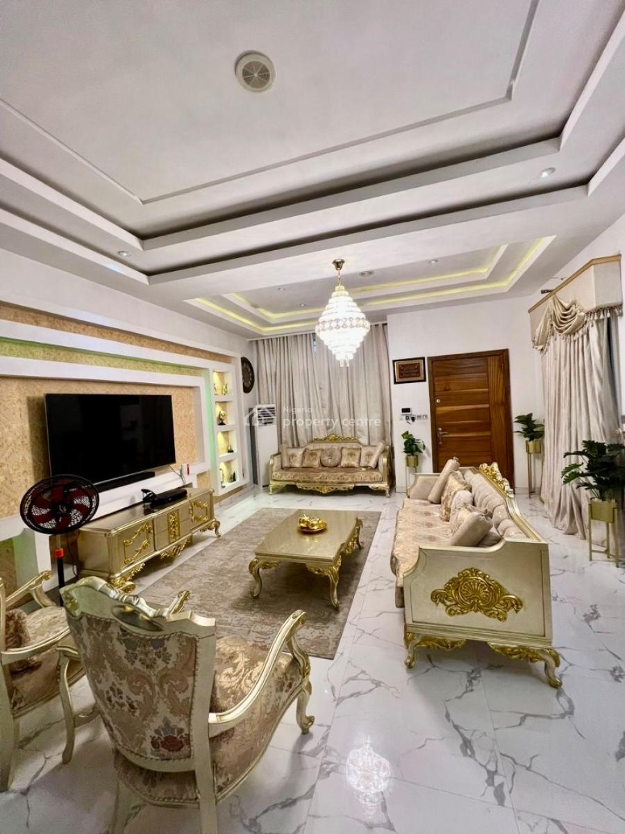 Triplex Comes with B Q and Mini Office in Premium Environment, Chevron Drive, Lekki, Lagos, House for Rent