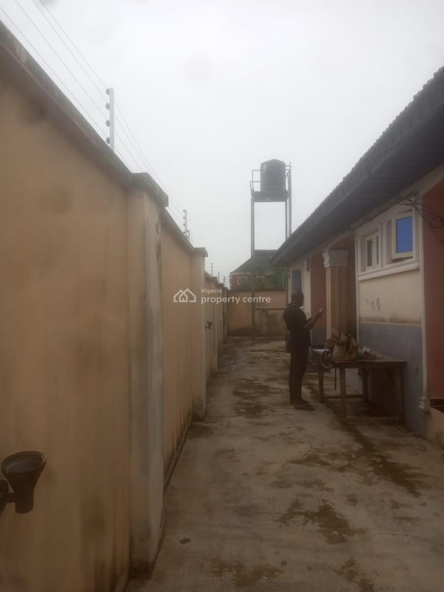2 Bedroom Flat at Oke-ibukun Estate Elebu Ibadan, Oke-ibukun Estate Elebu Ibadan, Ibadan, Oyo, Detached Bungalow for Rent