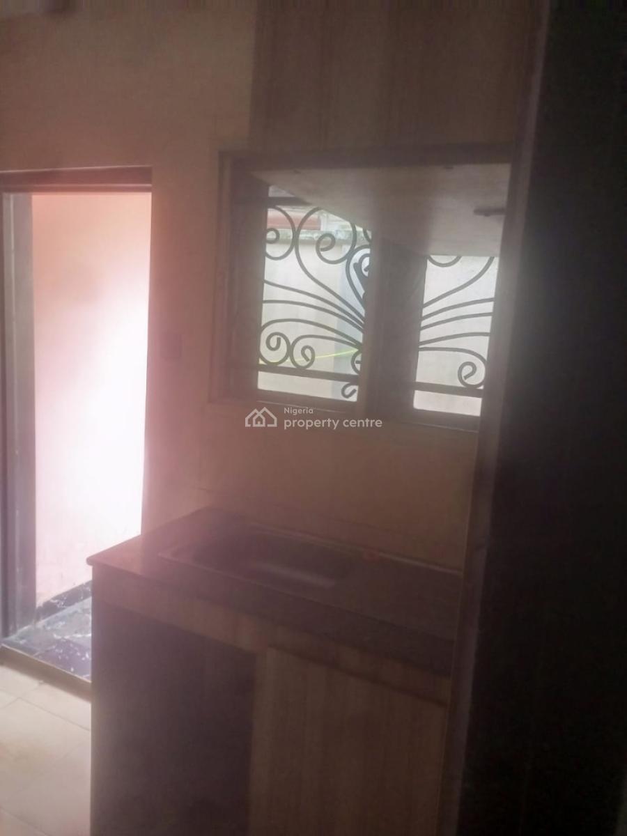 2 Bedroom Flat at Oke-ibukun Estate Elebu Ibadan, Oke-ibukun Estate Elebu Ibadan, Ibadan, Oyo, Detached Bungalow for Rent