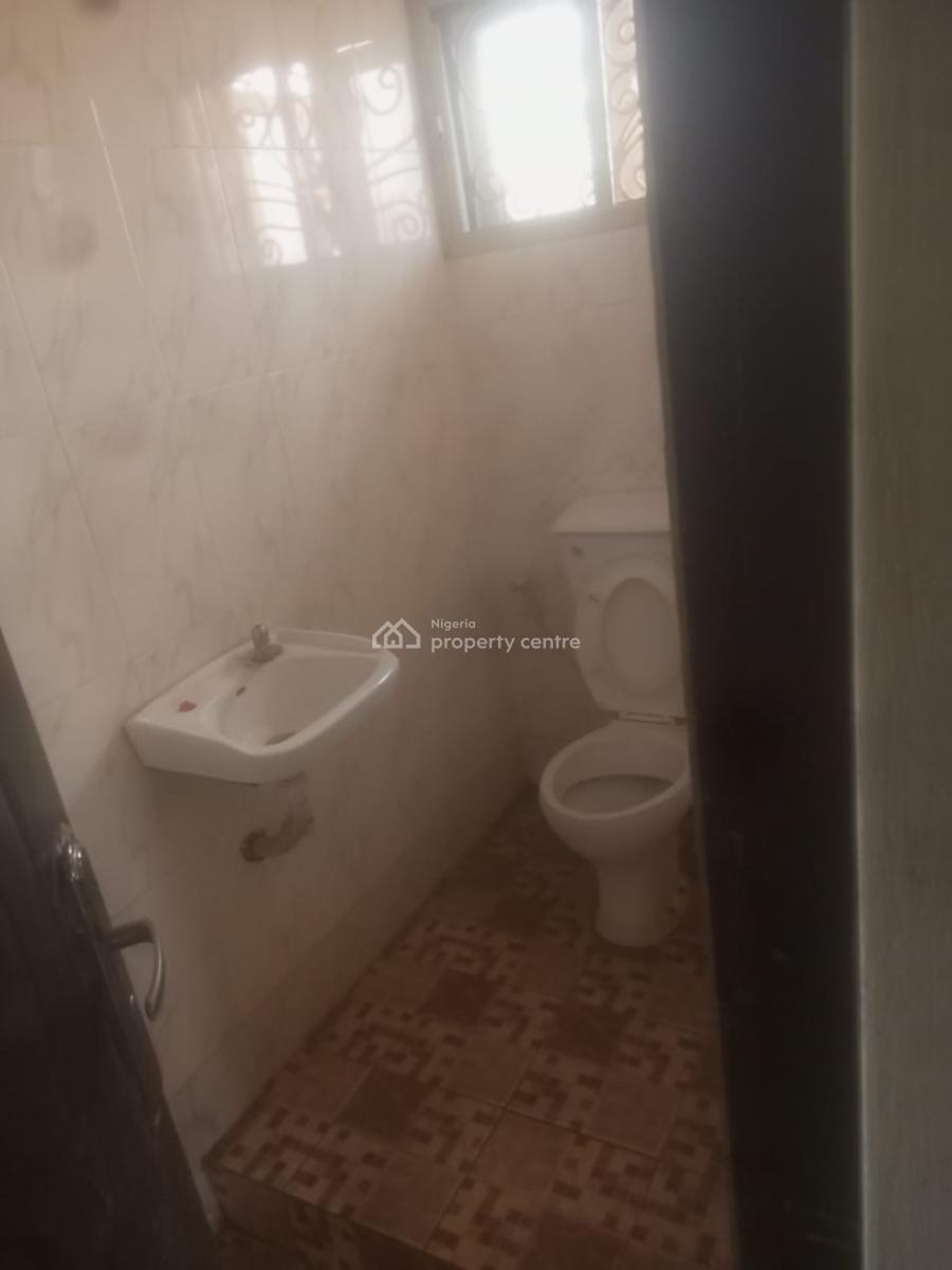 2 Bedroom Flat at Oke-ibukun Estate Elebu Ibadan, Oke-ibukun Estate Elebu Ibadan, Ibadan, Oyo, Detached Bungalow for Rent