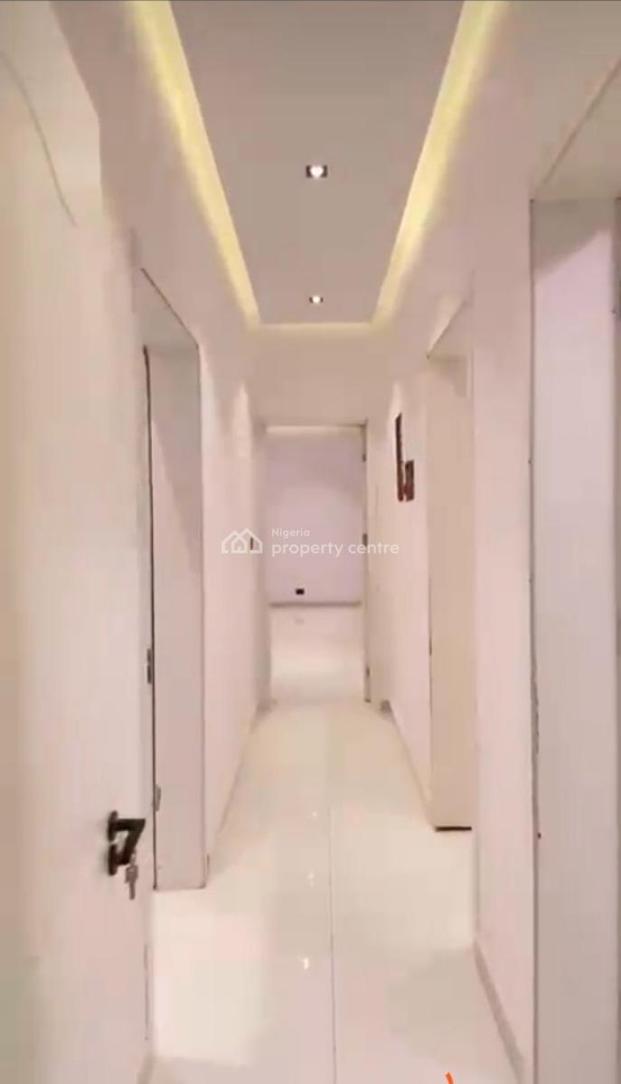3 Bedroom Apartment with Good Finishing, Jetty, Banana Island, Ikoyi, Lagos, Flat / Apartment for Sale