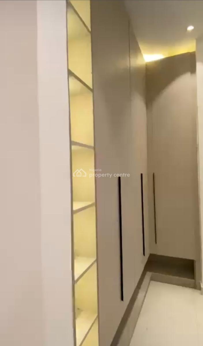 3 Bedroom Apartment with Good Finishing, Jetty, Banana Island, Ikoyi, Lagos, Flat / Apartment for Sale
