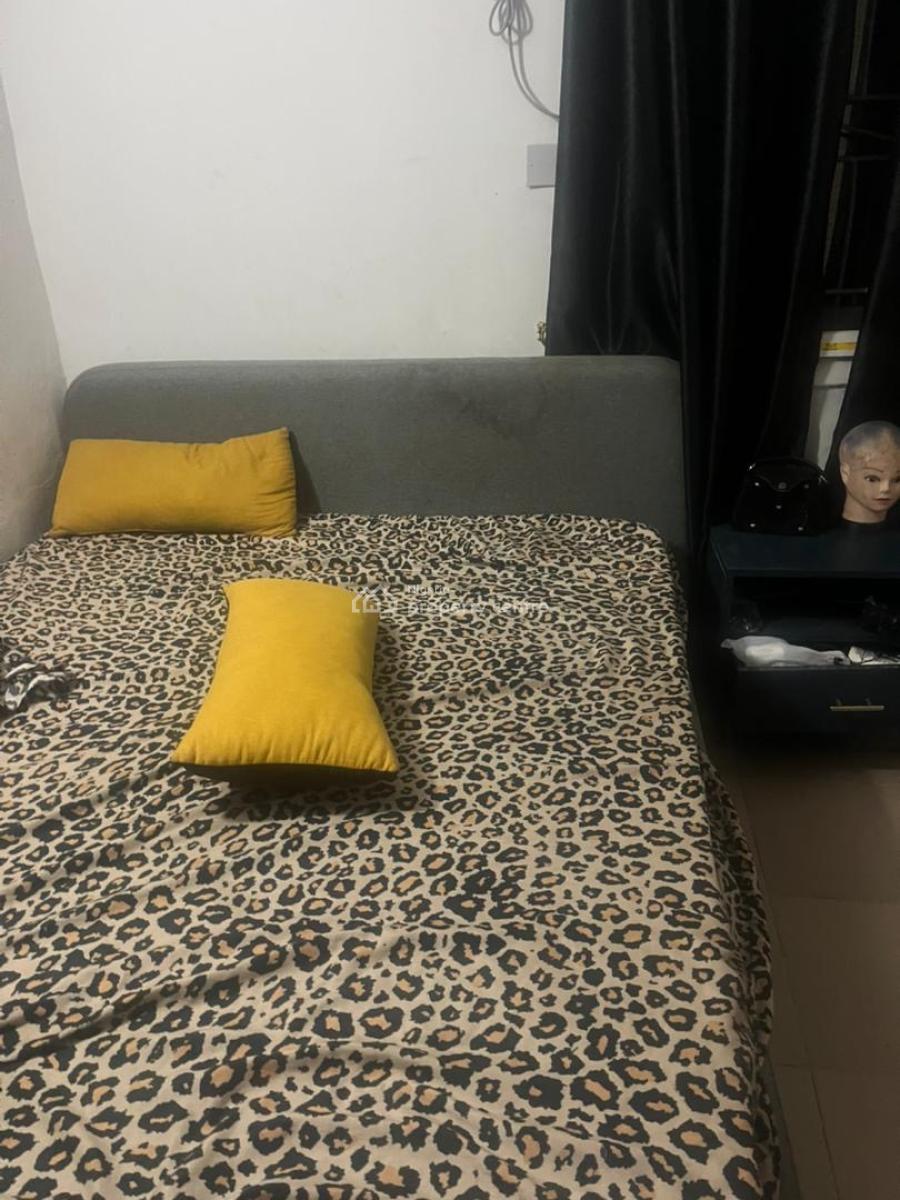 a Shared Apartment Available, 2jay Street Off Abraham Adesanya Estate, Ogombo, Ajah, Lagos, Flat / Apartment for Rent