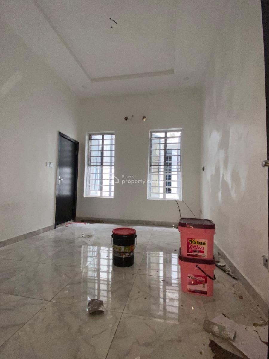 Luxury Clean Mini Flat with Kitchen , Prepaid Meter, Chevron , in a Beautiful Serene Estate, Lekki, Lagos, Mini Flat (room and Parlour) for Rent