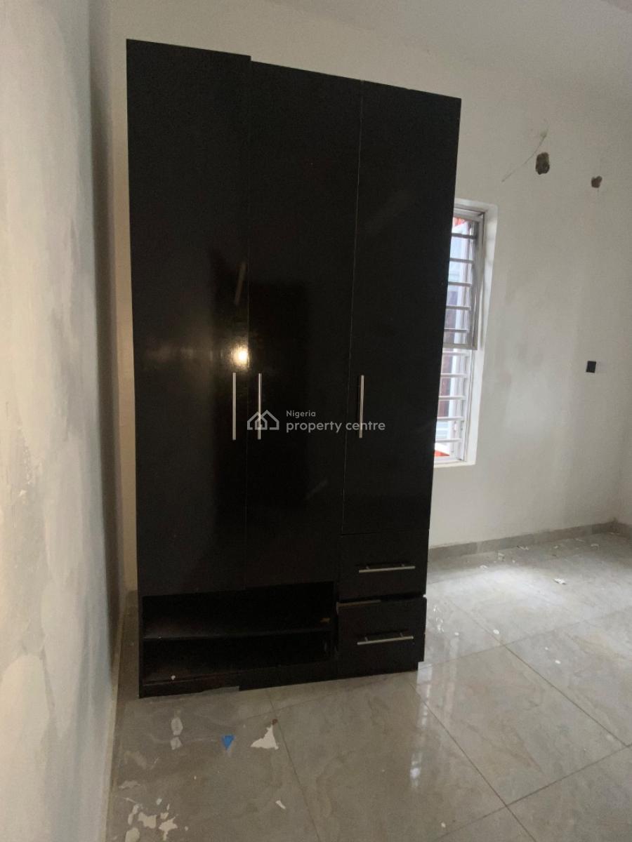 Luxury Clean Mini Flat with Kitchen , Prepaid Meter, Chevron , in a Beautiful Serene Estate, Lekki, Lagos, Mini Flat (room and Parlour) for Rent