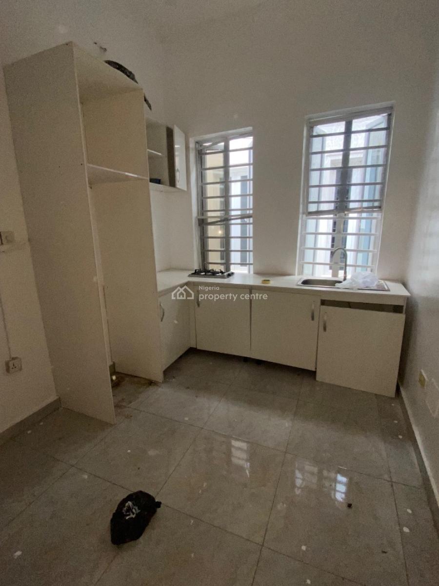 Luxury Clean Mini Flat with Kitchen , Prepaid Meter, Chevron , in a Beautiful Serene Estate, Lekki, Lagos, Mini Flat (room and Parlour) for Rent