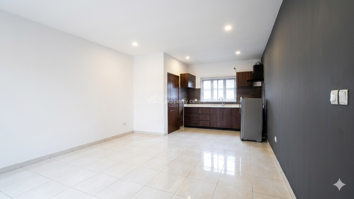 Modern Two Bedroom Penthouse Apartment, Off Freedom Way, Lekki Phase 1, Lekki, Lagos, Flat / Apartment for Rent