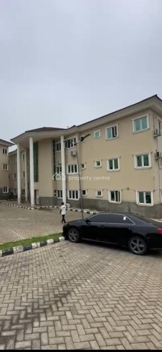 a Very Good Spacious & Serviced 3-bedroom Flat, Diplomatic Zone (video of The Apartment Is Attached), Katampe Extension, Katampe, Abuja, Flat / Apartment for Rent