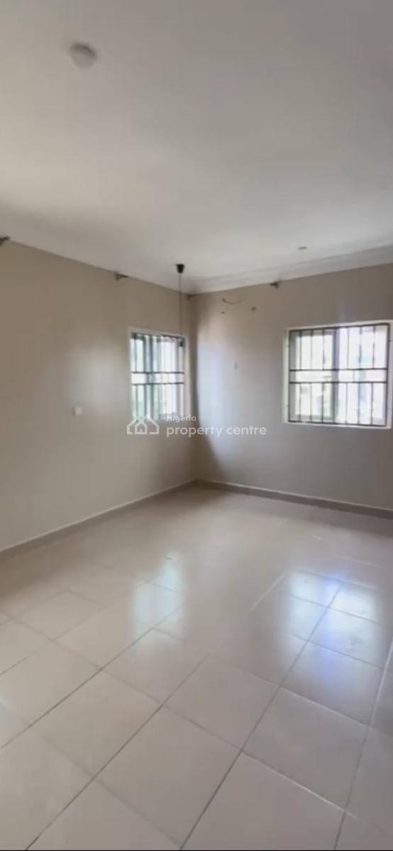 a Very Good Spacious & Serviced 3-bedroom Flat, Diplomatic Zone (video of The Apartment Is Attached), Katampe Extension, Katampe, Abuja, Flat / Apartment for Rent