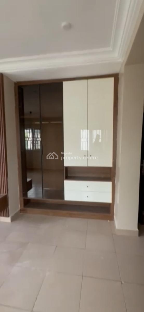 a Very Good Spacious & Serviced 3-bedroom Flat, Diplomatic Zone (video of The Apartment Is Attached), Katampe Extension, Katampe, Abuja, Flat / Apartment for Rent