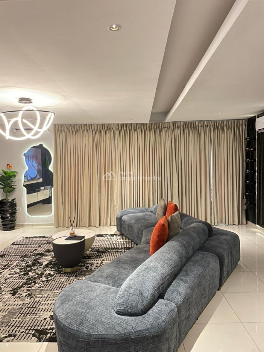 Newly Luxury 2 Bedroom Apartment with Ps5 & Snooker Netflix/prime, Lekki Phase 1, Lekki, Lagos, House Short Let