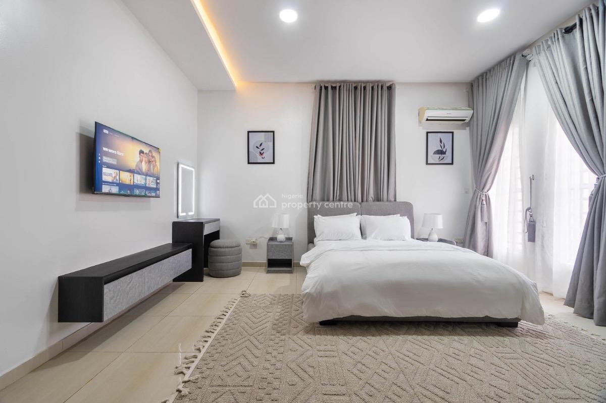 Newly Luxury 2 Bedroom Apartment with Ps5 & Snooker Netflix/prime, Victoria Island (vi), Lagos, Flat / Apartment Short Let