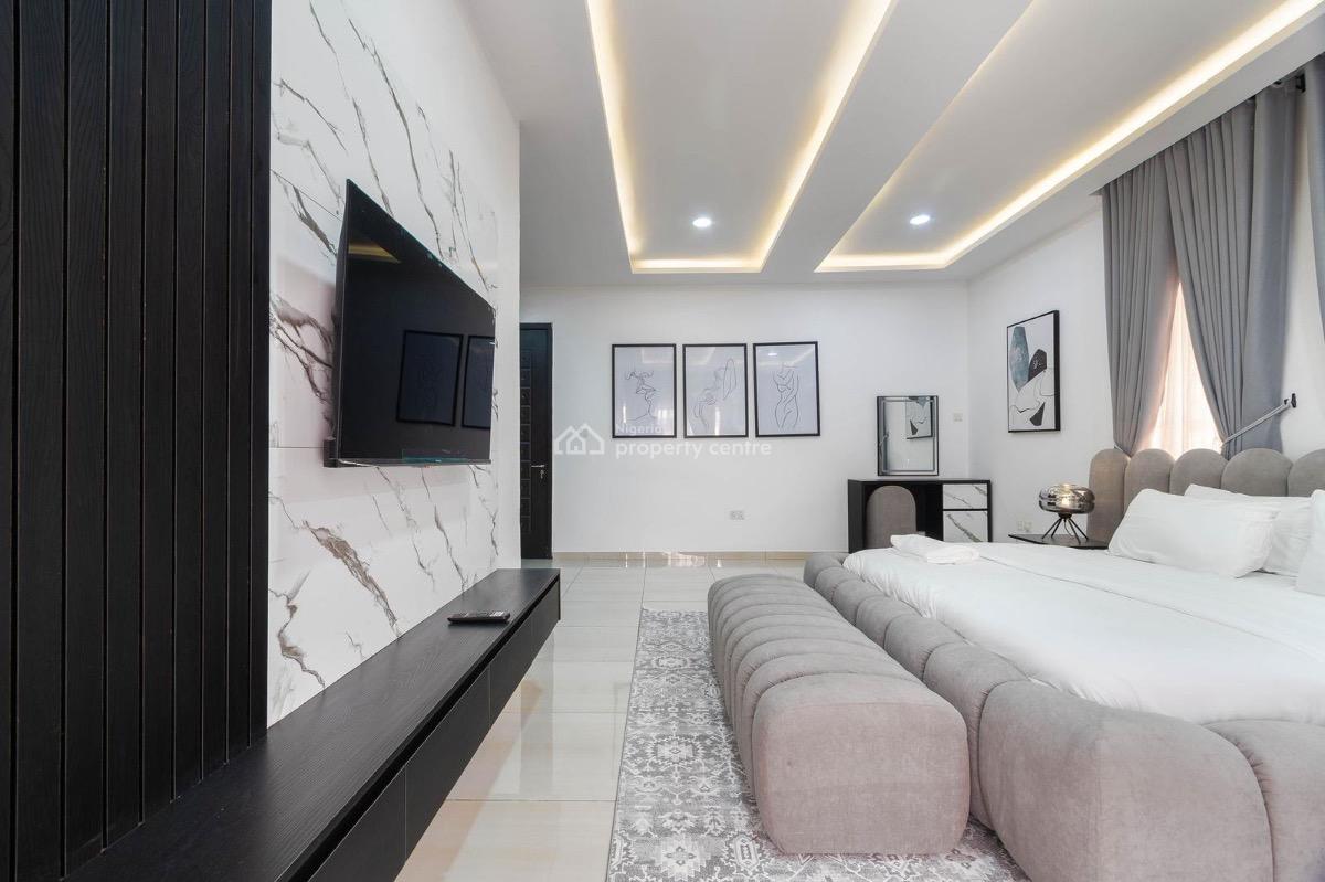 Newly Luxury 2 Bedroom Apartment with Ps5 & Snooker Netflix/prime, Victoria Island (vi), Lagos, Flat / Apartment Short Let