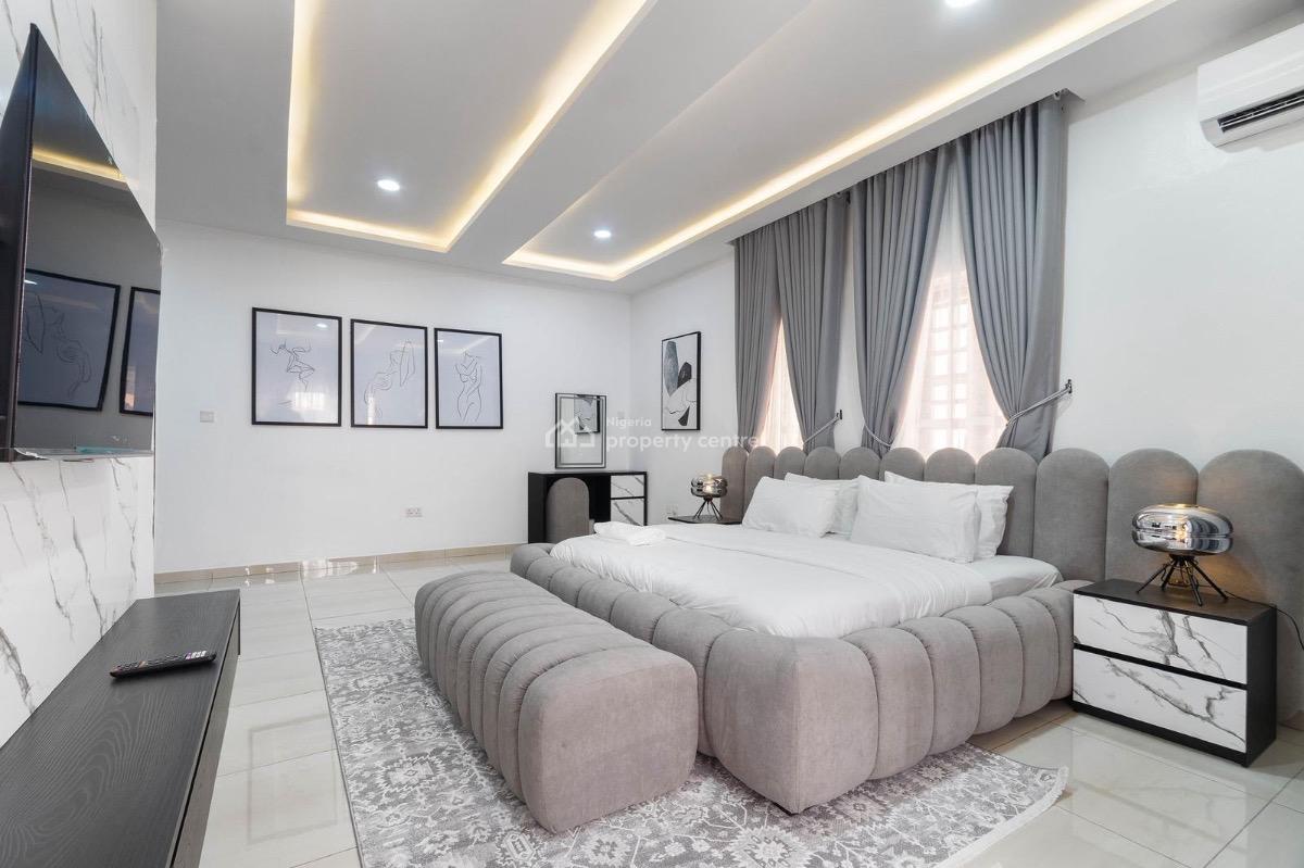 Newly Luxury 2 Bedroom Apartment with Ps5 & Snooker Netflix/prime, Victoria Island (vi), Lagos, Flat / Apartment Short Let