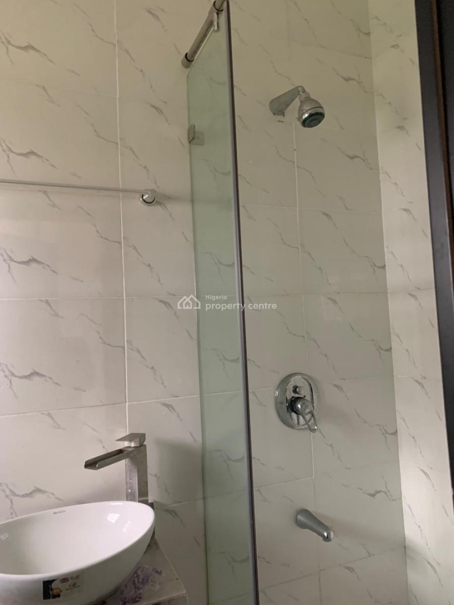 Luxurious 2bedroom Apartment in a Gated Estate, Grand Court Estate , Orchid, Lekki Phase 2, Lekki, Lagos, Flat / Apartment for Rent