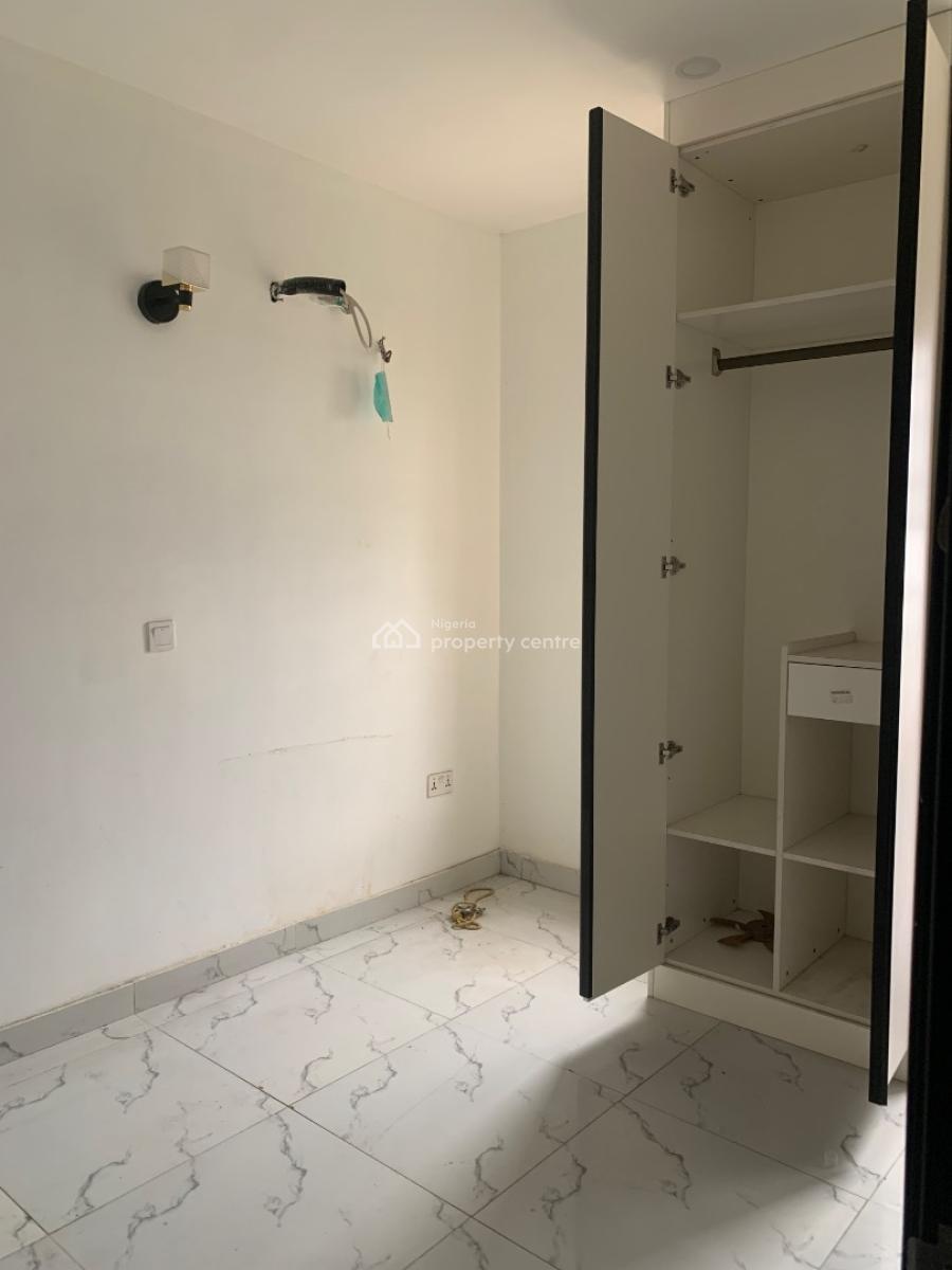 Luxurious 2bedroom Apartment in a Gated Estate, Grand Court Estate , Orchid, Lekki Phase 2, Lekki, Lagos, Flat / Apartment for Rent