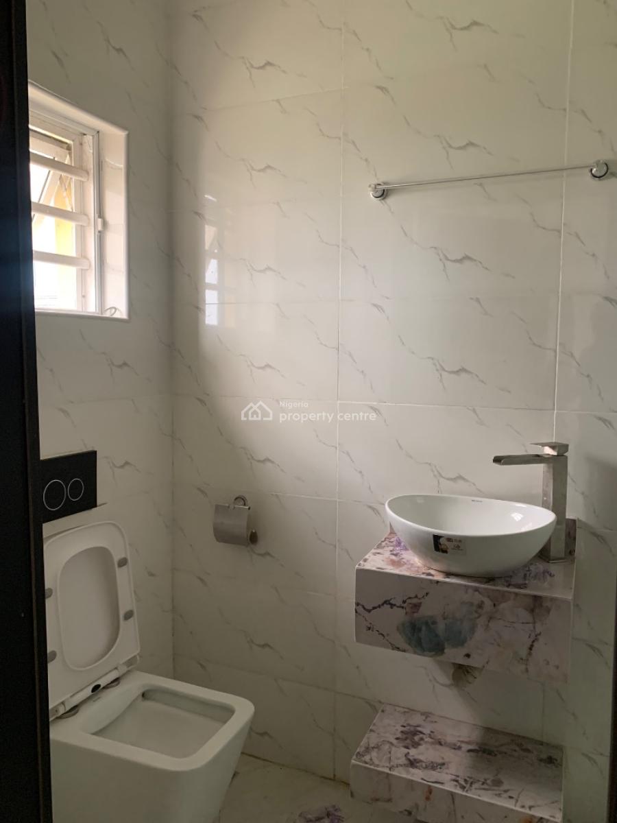 Luxurious 2bedroom Apartment in a Gated Estate, Grand Court Estate , Orchid, Lekki Phase 2, Lekki, Lagos, Flat / Apartment for Rent