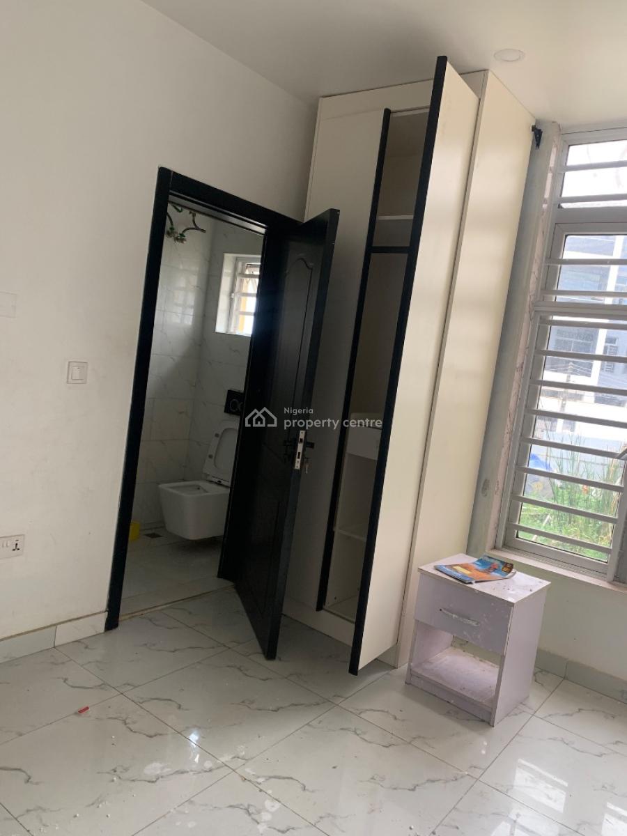 Luxurious 2bedroom Apartment in a Gated Estate, Grand Court Estate , Orchid, Lekki Phase 2, Lekki, Lagos, Flat / Apartment for Rent