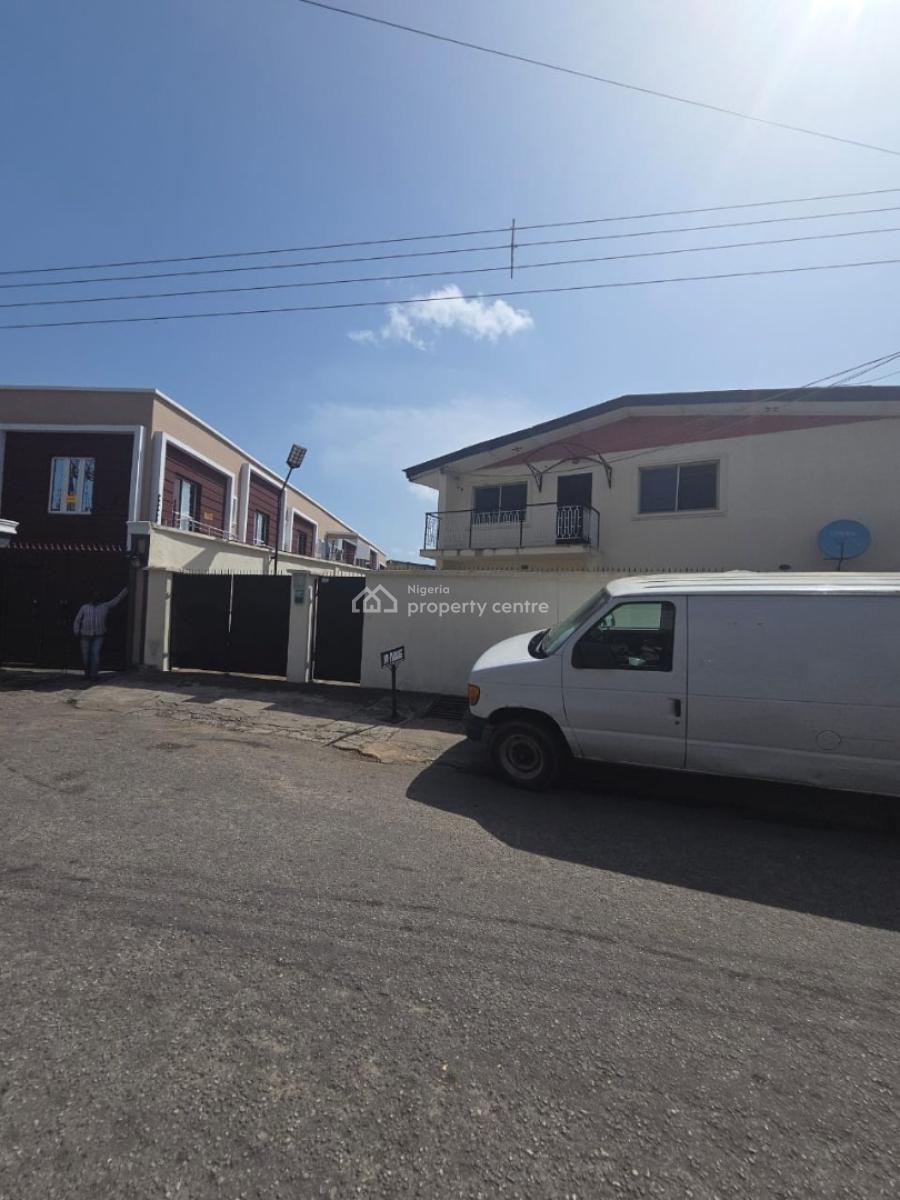 a Lovely 2 (no) 5 Bedroom Duplex with Bq, Calaba Street,  Off Adelabu Str. Surulere, Lagos, Surulere, Lagos, Detached Duplex for Sale