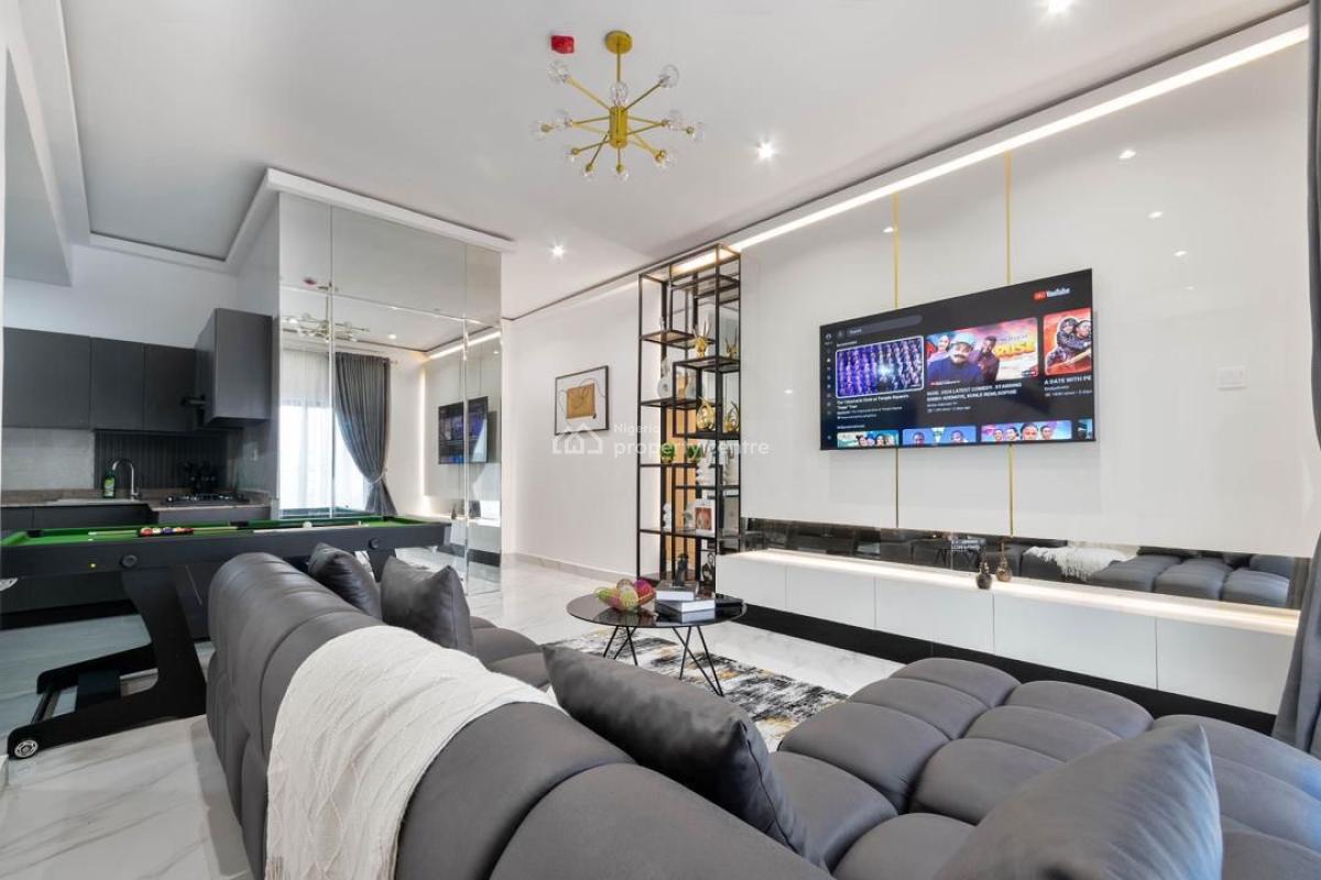 Nicely Furnished Three Bedroom Maisonette Penthouse, Lekki Phase 1, Lekki, Lagos, Flat / Apartment Short Let