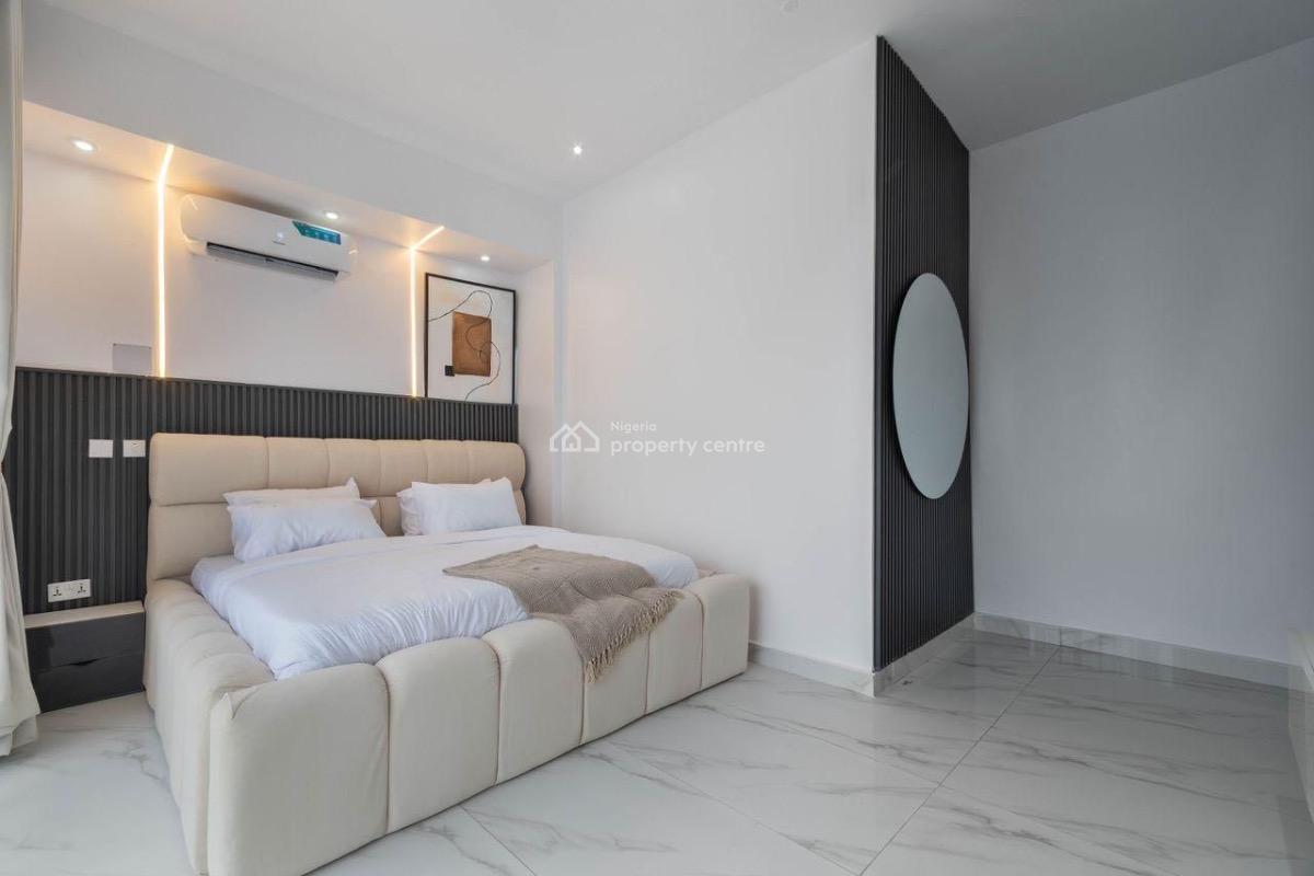 Nicely Furnished Three Bedroom Maisonette Penthouse, Lekki Phase 1, Lekki, Lagos, Flat / Apartment Short Let