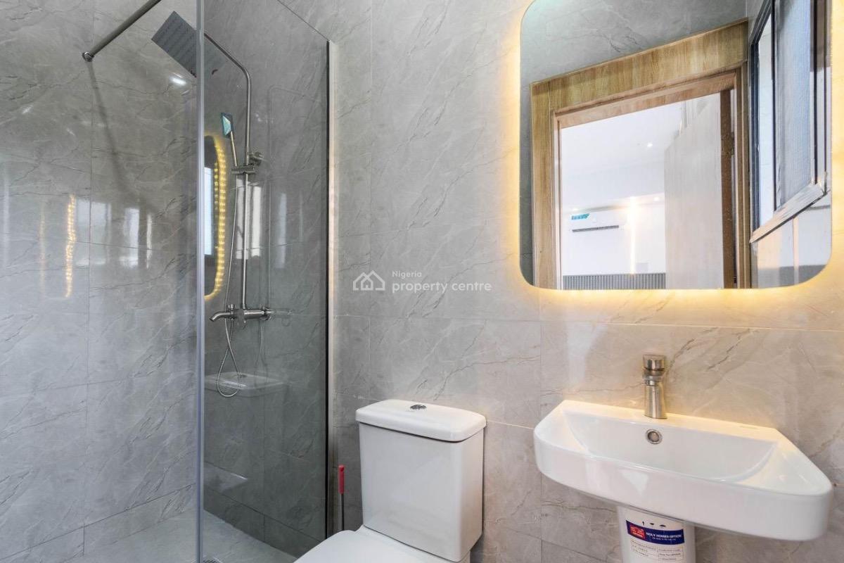 Nicely Furnished Three Bedroom Maisonette Penthouse, Lekki Phase 1, Lekki, Lagos, Flat / Apartment Short Let