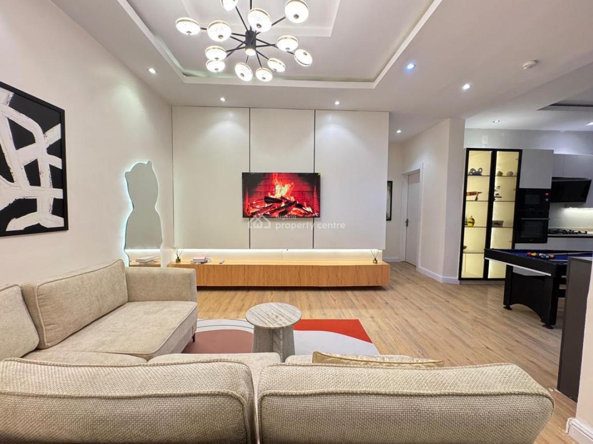 Nicely Furnished Three Bedroom Maisonette Penthouse, Lekki Phase 1, Lekki, Lagos, Flat / Apartment Short Let