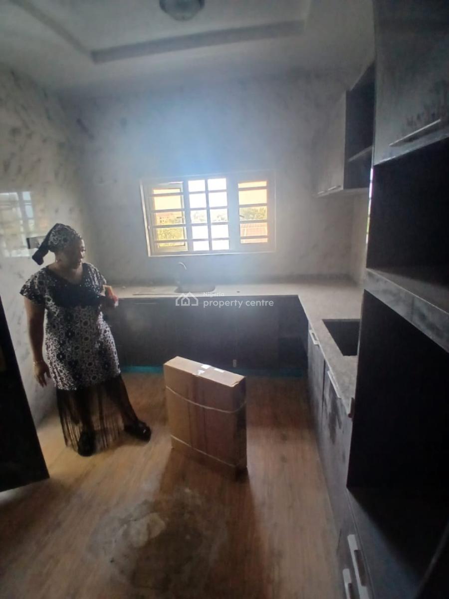 Self Serviced New 3 Bedroom Flat with Bq., Sangotedo, Ajah, Lagos, Flat / Apartment for Rent