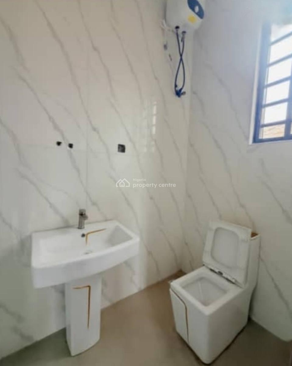 5 Bedroom Fully Detached Duplex with Bq, Omole Phase 2, Ikeja, Lagos, House for Sale