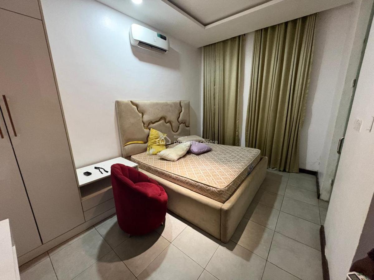 Luxury  Furnished  3bedroom Flat, Ilasan, Lekki, Lagos, Flat / Apartment for Rent