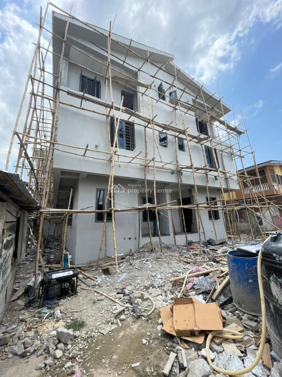 Astoundingly Built 4 Bedroom Semi Detached Duplex  in a Nice Location, Ensuite Rooms  Well Fitted & Equipped Kitchen  24hrs Security, Gbagada, Lagos, Semi-detached Duplex for Sale