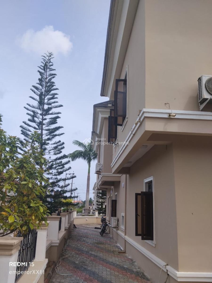 Luxury 6bedrooms Mansion Setting on 900sqm, Badore, Ajah, Lagos, House for Sale